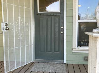 1223 W California Ave, Fresno, CA 93706