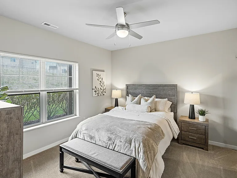 High Bluff Townhomes Bedroom