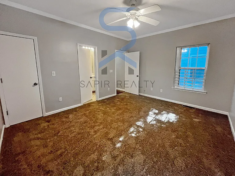 221 Fletcher St SW — Photo 5