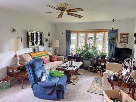 4th image of 1512 Lilac Ln