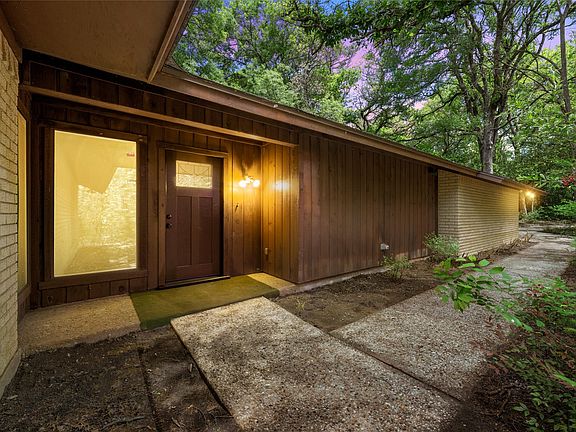 3rd image of 7821 Tallahassee Rd
