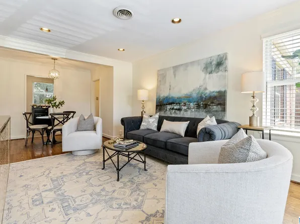 2502 Mountain Brook Cir APT D, Mountain Brk, AL 35223