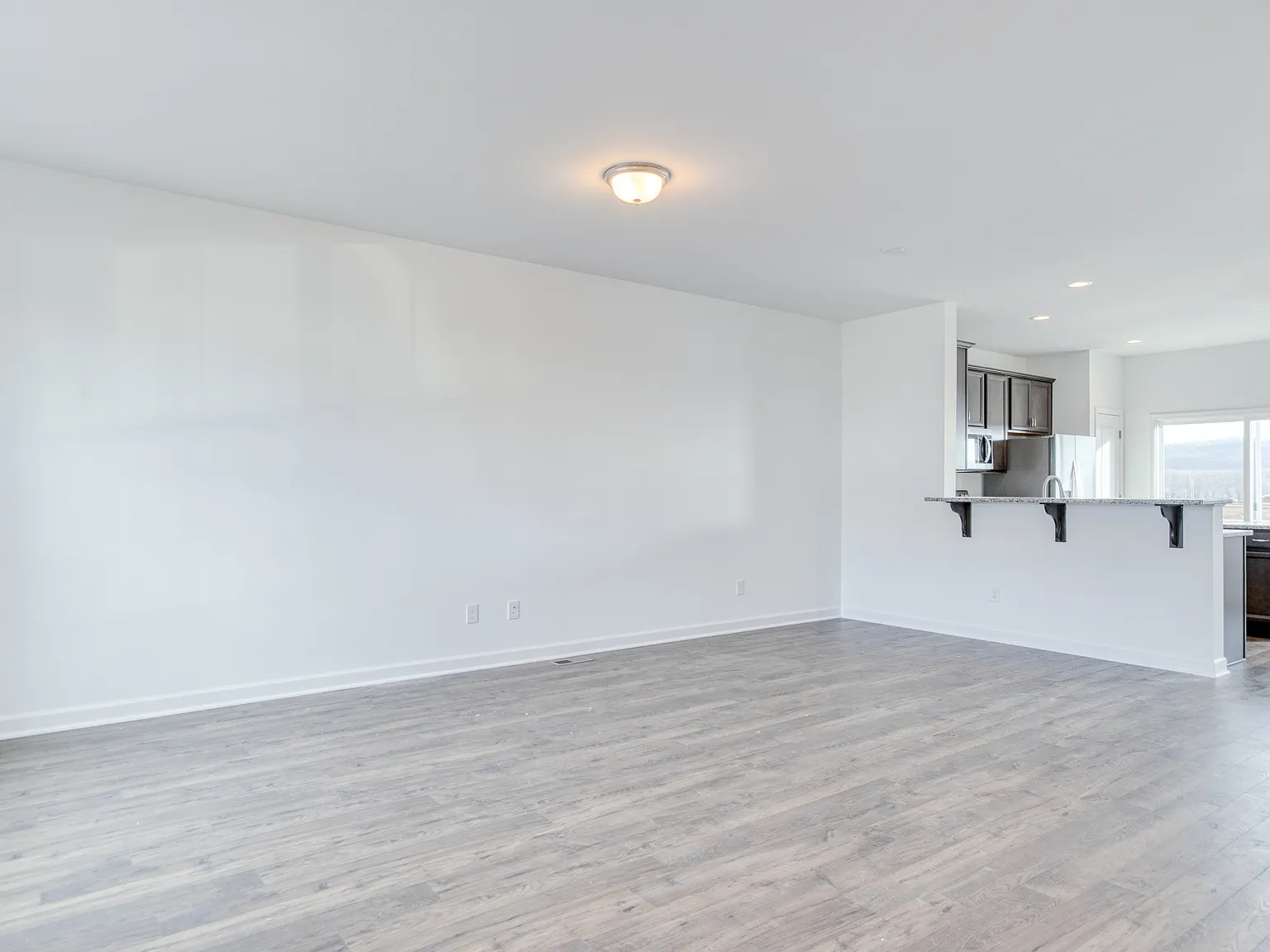 2 bed, 2.5 bath, 1980 sqft, $2,300 — Photo 3
