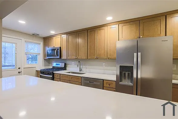 1302 Kenton Rd — Photo 8