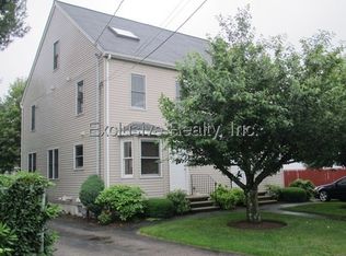 9 School Ave, Waltham, MA 02453