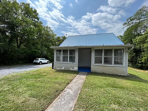 312 W Moler Ave Photo 1