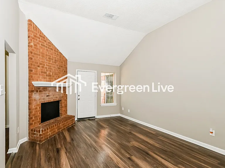2589 Kate Bond Rd — Photo 3