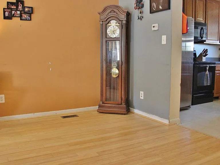 3704 Armory Ln — Photo 5