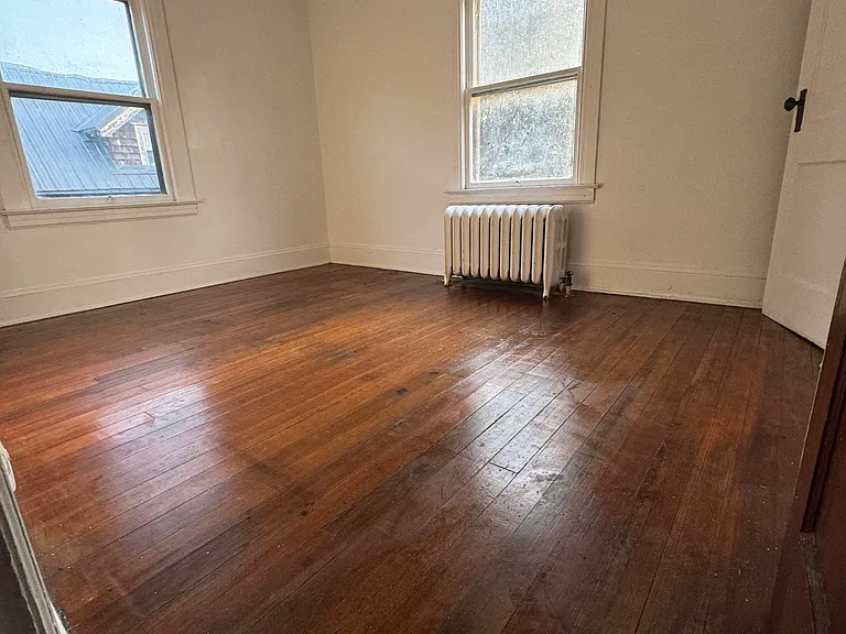 37 E Court St #2 — Photo 13