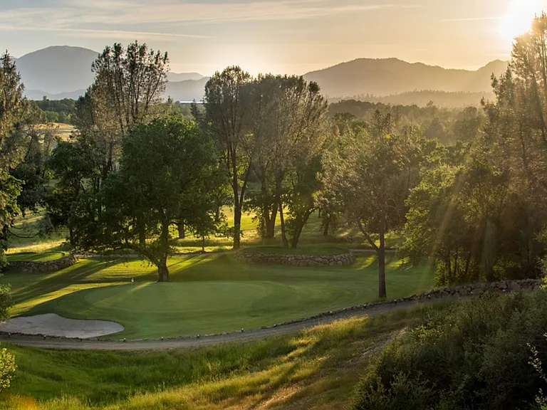 Gold Hills Golf Club