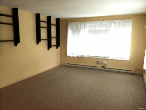 2nd image of 105 Saint Marys Dr