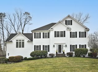 13 Rock O Dundee Rd, Andover, MA 01810