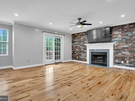 3rd image of 2800 Pulpit Hill Ct