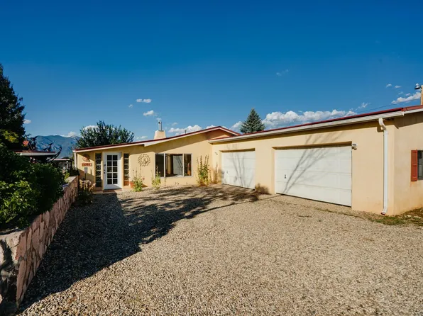 139A Dona Ana Rd, Ranchos de Taos, NM 87557