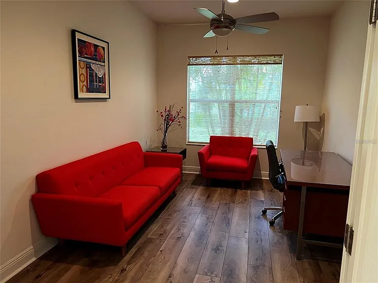 12051 Thornhill Ct — Photo 21