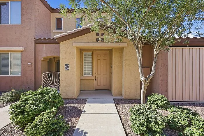 250 W Queen Creek Rd #239 — Photo 2