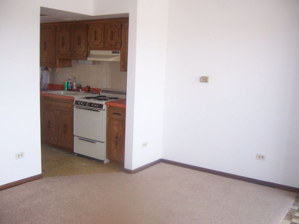 1st image of 6165 S Archer Ave APT 3C