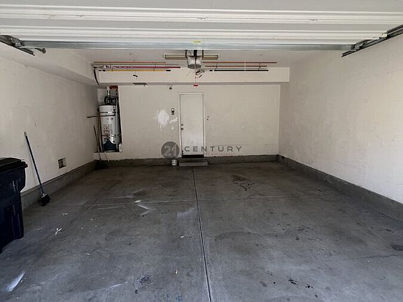 2nd image of 27438 Larabee Ct Unit 3