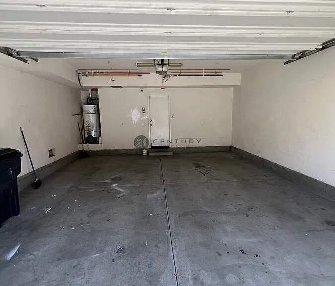 27438 Larabee Ct #3 — Photo 3