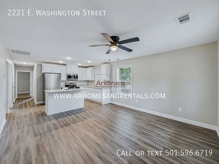 2221 E Washington Ave — Photo 3