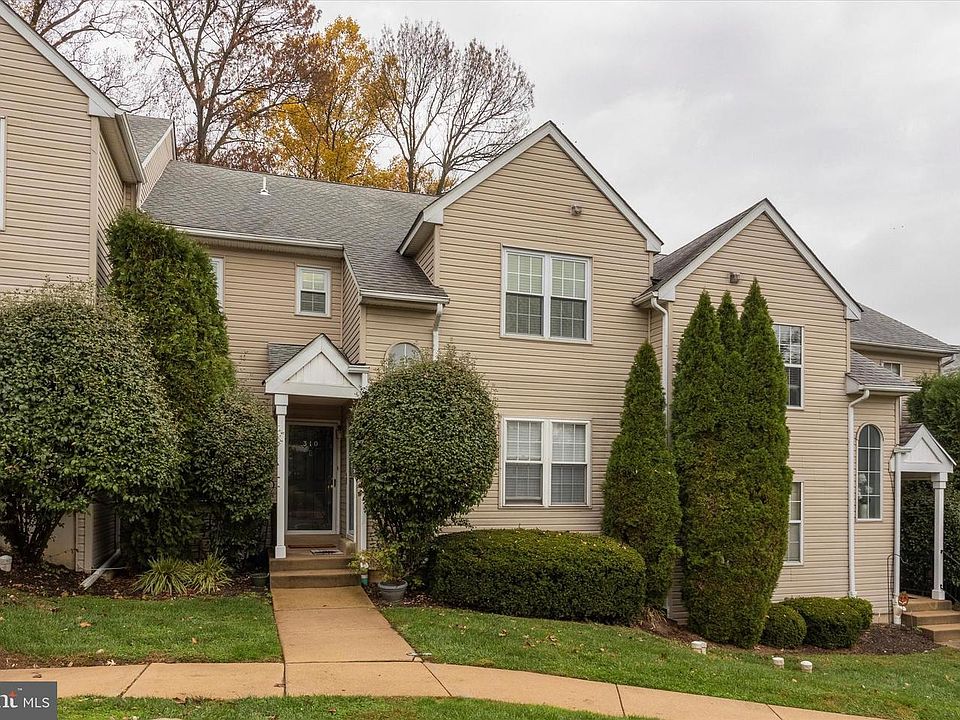 1st image of 311 Wexford Ct #311