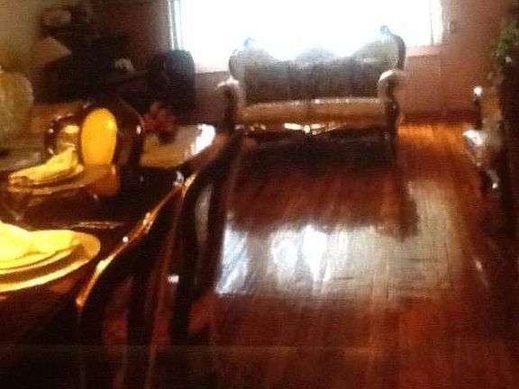 5th image of 1137 E 82nd St