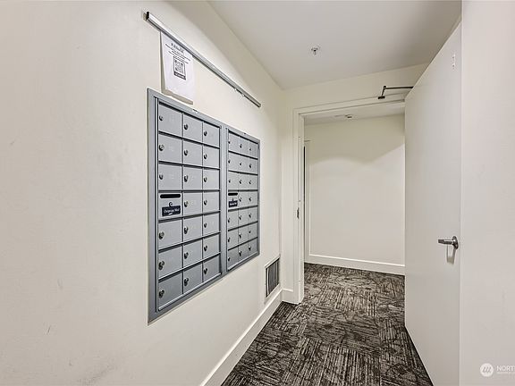Resident mailboxes.>