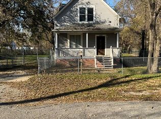 1030 Ellsworth St, Gary, IN 46404
