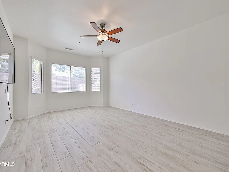 30870 N 125th Dr — Photo 25