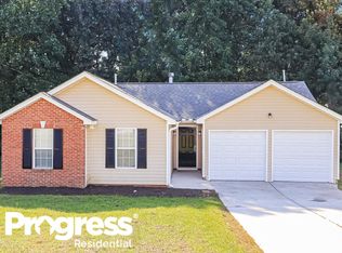 540 Cherry Branch Ln, Fairburn, GA 30213