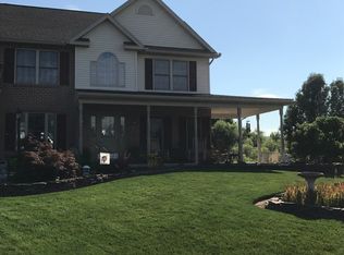 128 Apple Blossom Ct, Fayetteville, PA 17222