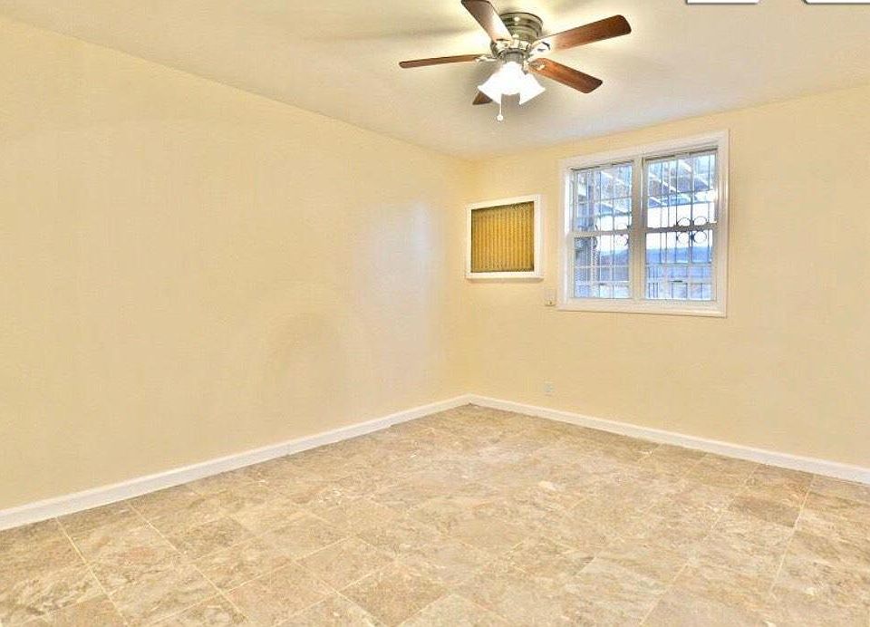 2nd image of 1303 Waring Ave Fl 1ST