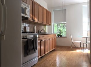 108 Greenpoint Ave APT 2L, Brooklyn, NY 11222