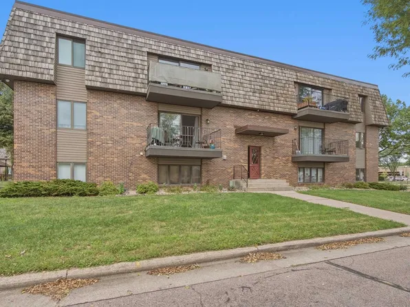 3540 S Gateway Blvd APT 203, Sioux Falls, SD 57106