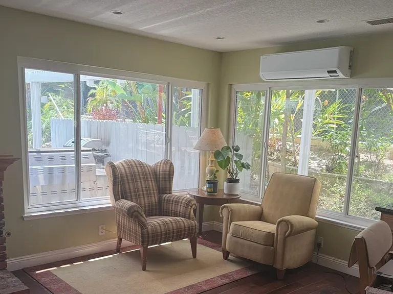 1324 Manzanita Dr — Photo 3