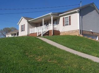 2079 Valley Home Rd, Morristown, TN 37813