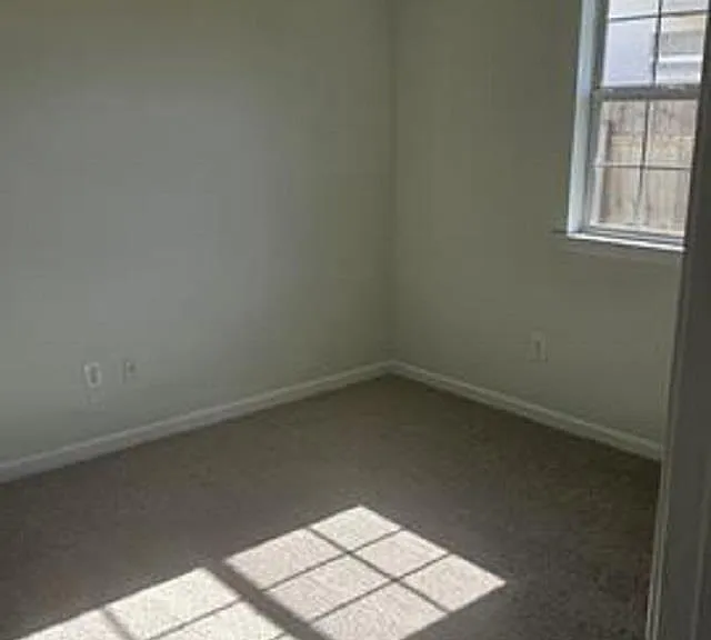 120 Chadwyck Cir — Photo 12