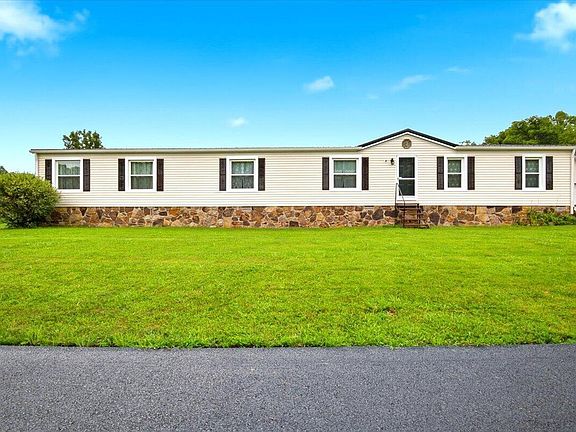 2nd image of 1381 Ingram Rd