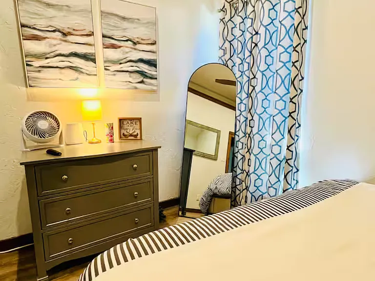 Bedroom #2 - queen size bed.