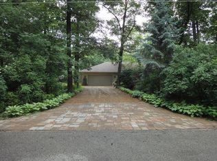12649 Timberlane Dr, Palos Park, IL 60464