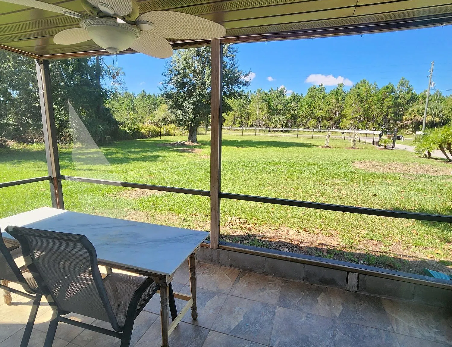 4 bed, 2800 sqft, $3,500 — Photo 2