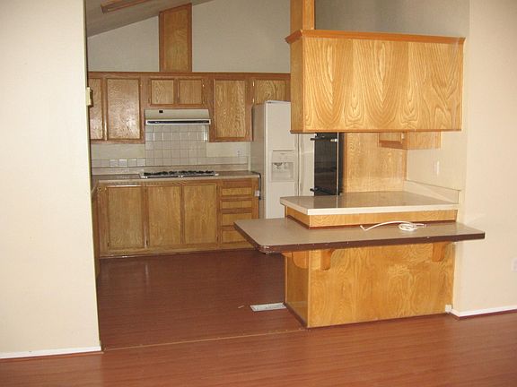 3rd image of 1618 De Angelis Ave