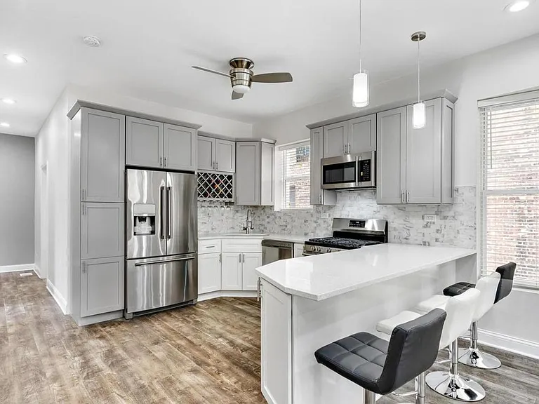 3816 W Polk St — Photo 8