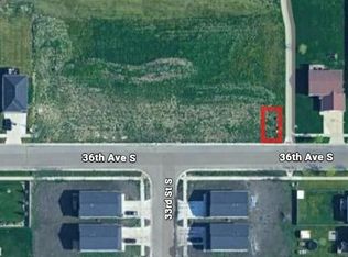 3324 36th Ave S, Moorhead, MN