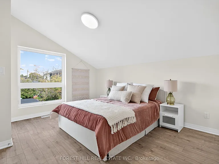 12 Smallwood Dr #B — Photo 23