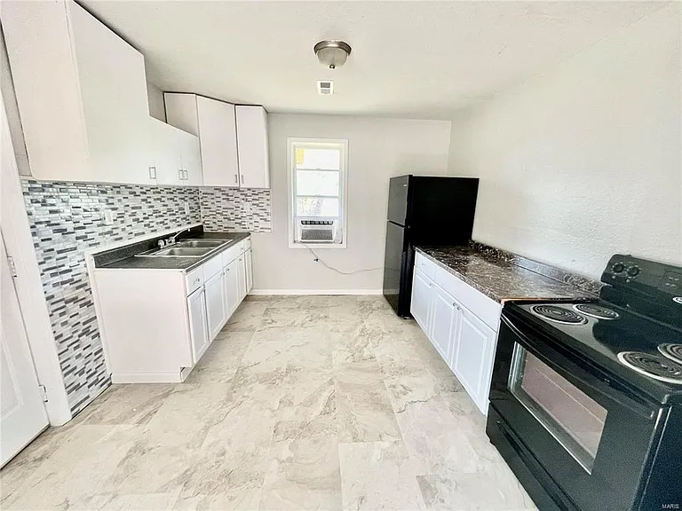 2203 Bryan Ave #A — Photo 3