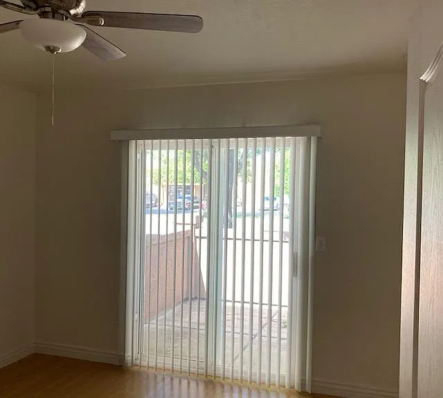 444 Sunland Dr — Photo 14