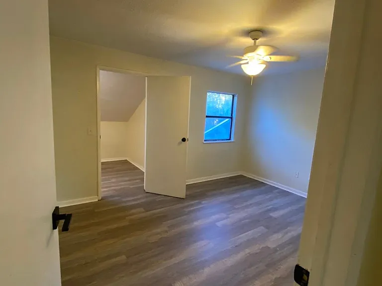 2858 Wonderwood Ln — Photo 5