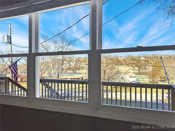 2nd image of 160 Bridgeview Rd