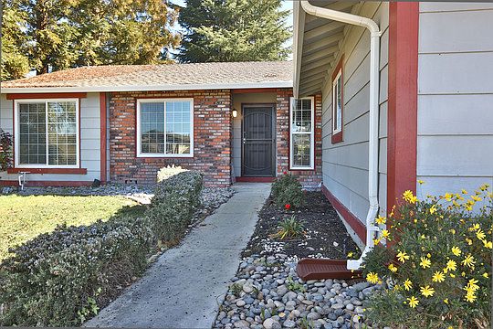 2nd image of 3323 Ashburton Dr